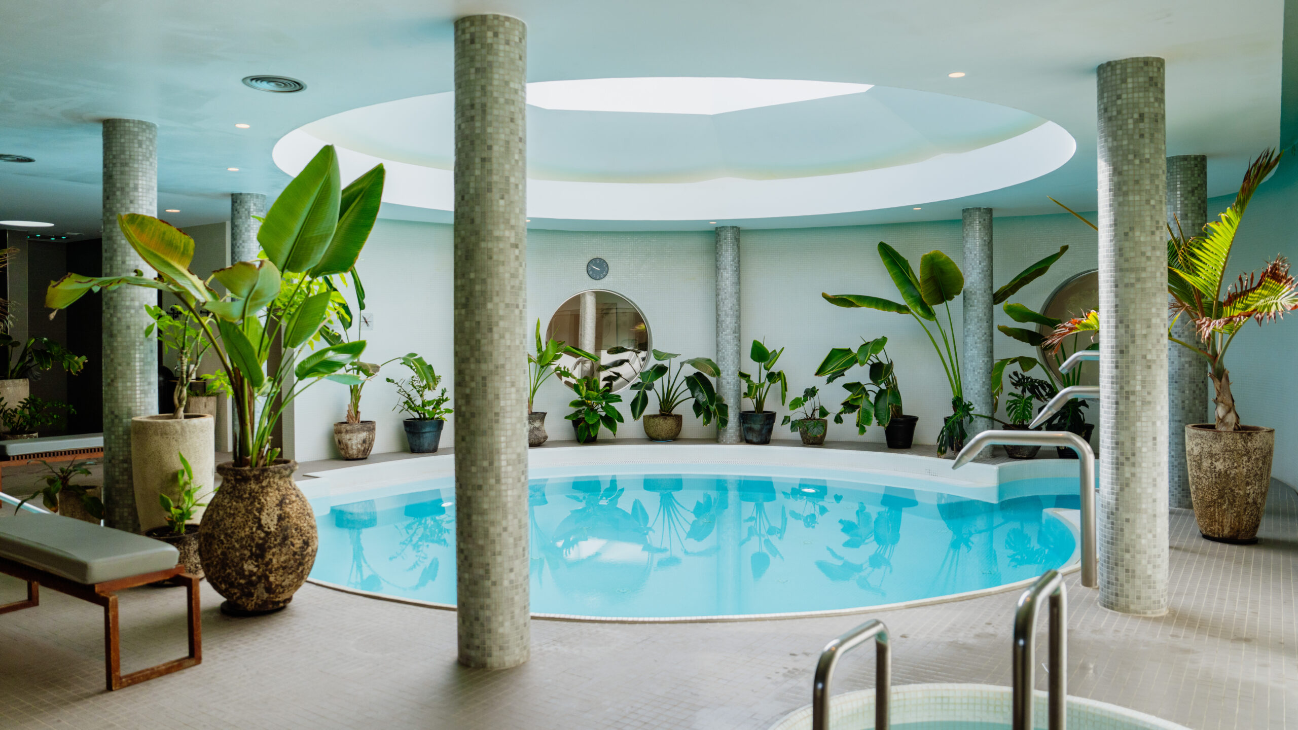 An image of the indoor pool in the Wellness Centre at Club La Santa.